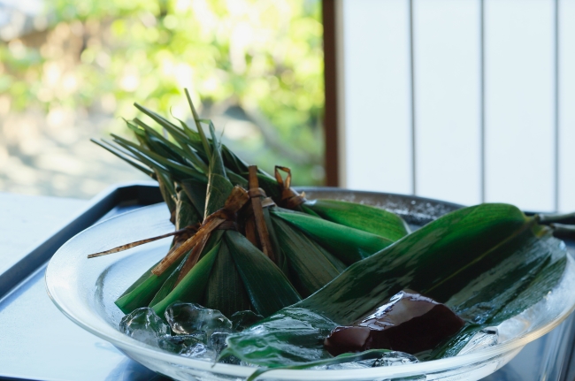 『和久傳』の『れんこん菓子 西湖』