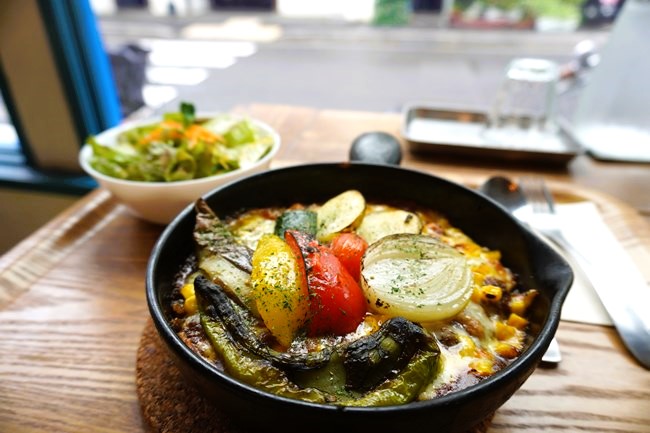 ライオンキッチンの夏野菜のビーンズカレードリア