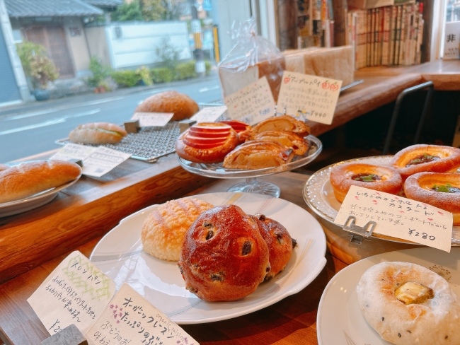 cafe ユニコ　内観