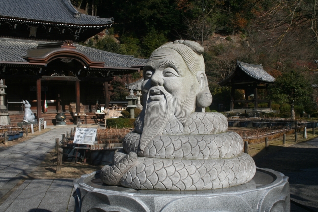 三室戸寺にある宇賀神