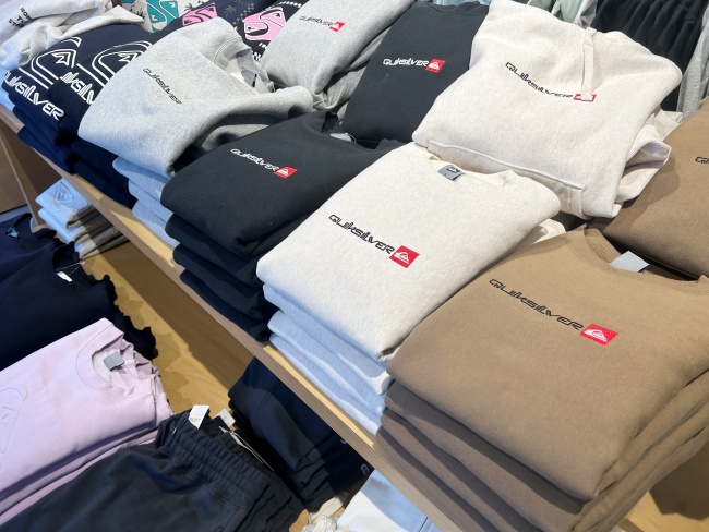 QUIKSILVER FACTORY OUTLET STOREの洋服