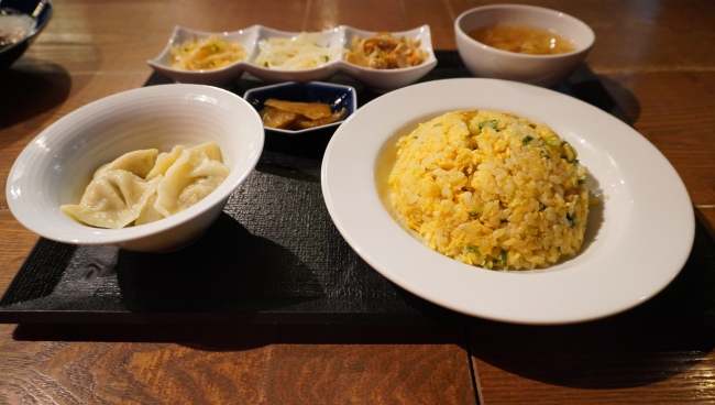 楽仙樓水餃子と炒飯