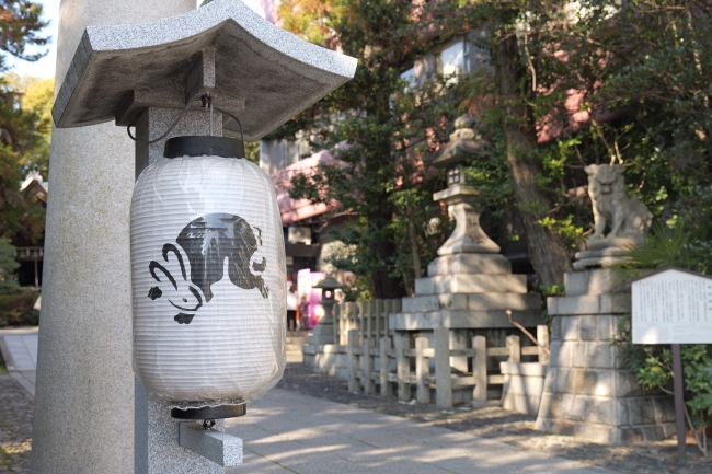 岡崎神社入口