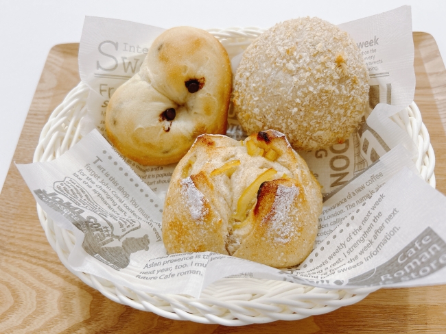 おすすめのパン3種(カレーぱん、レモンカンパーニュ、チョコラボローフの集合)