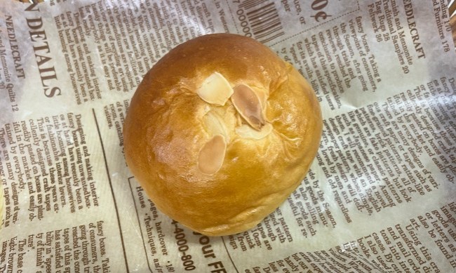 『クリームぱん』(172円)