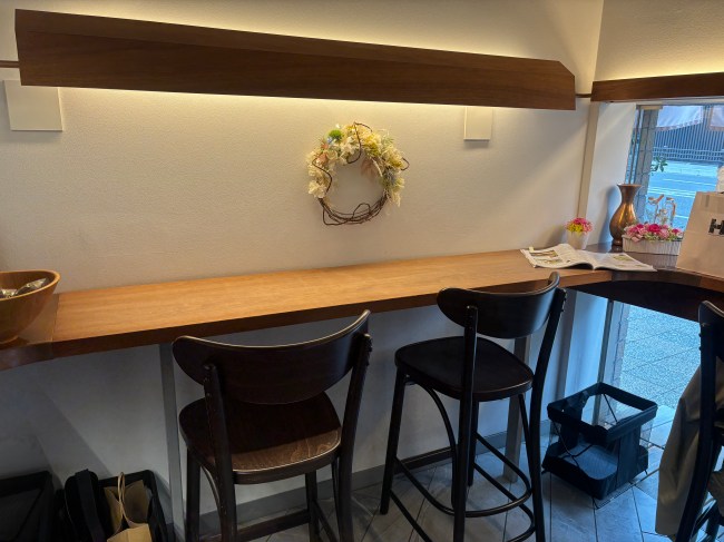 Chocolaterie HISASHIのイートインスペース