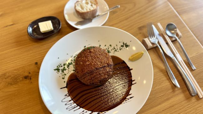 『リストランテ野呂』のメンチカツランチ