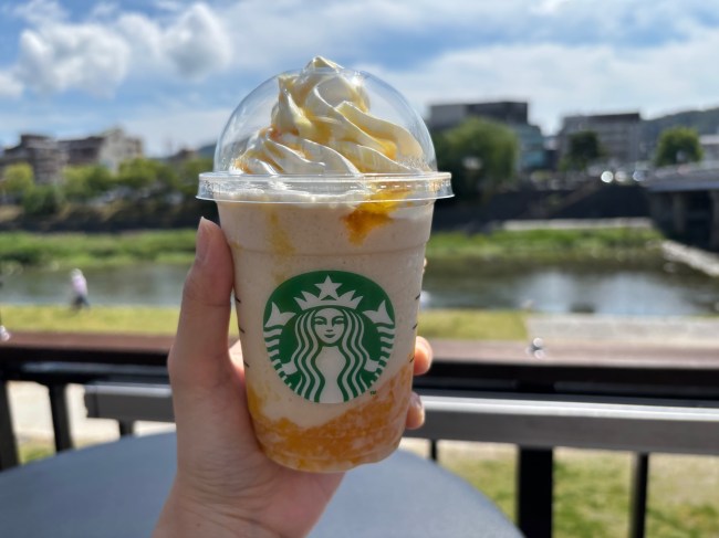オリエンタル マンゴー & ティー フラペチーノ®