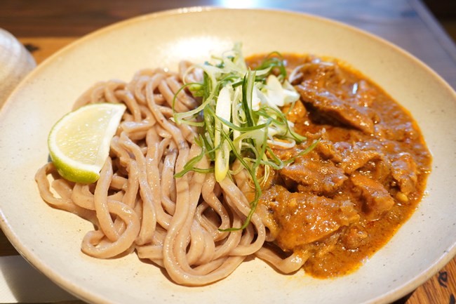 京都四条くをんのかしわキーマうどん