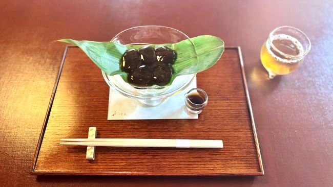 『茶寮 宝泉』のわらび餅