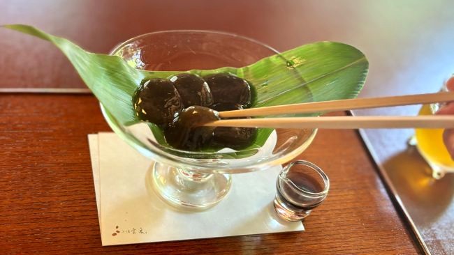 『茶寮 宝泉』のわらび餅