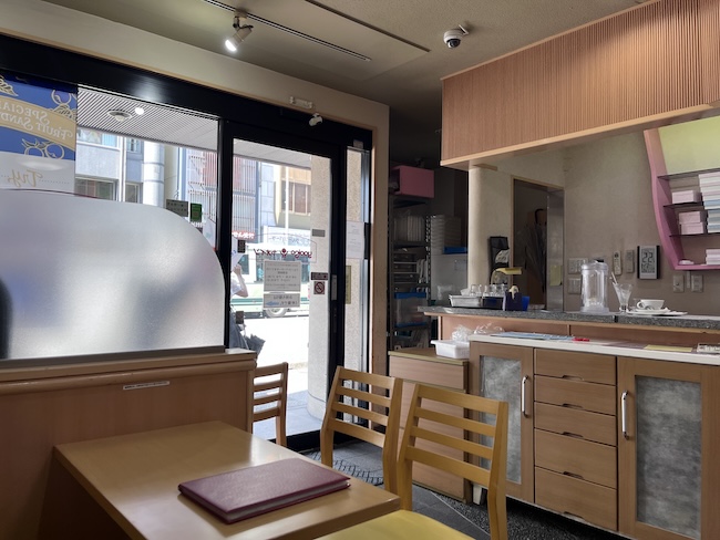 お店の出入り口付近