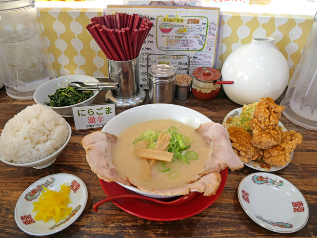 中華そば 高安のからあげ定食
