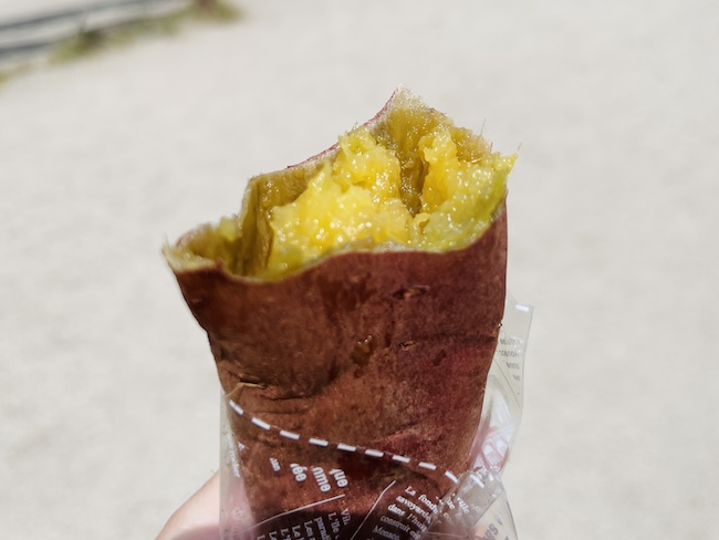冷やし壺焼き芋の半分