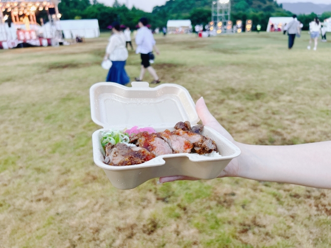 購入した熟成牛ハラミステーキ丼