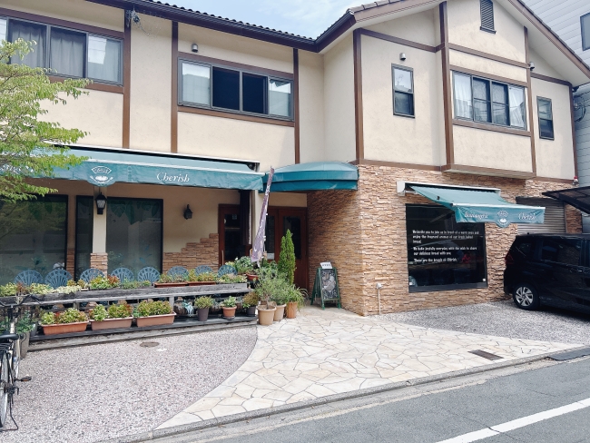 お店の外観