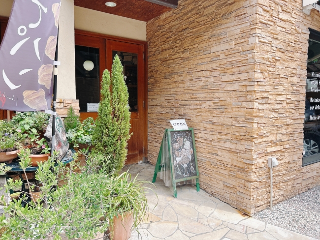 お店の入口付近