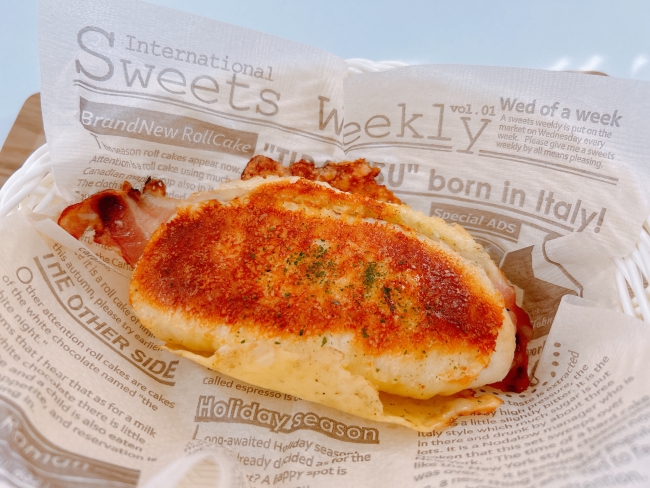 『カリカリベーコンとピリ辛トマトソースのパニーニ』(378円)