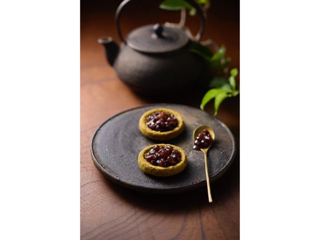 茶久利お濃茶サブレと小豆餡