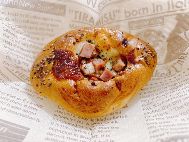 『スパイシーベーコンチーズ』（200円）