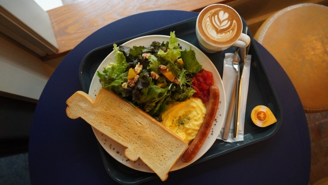 SCHOOL BUS COFFEE BAKERSモーニング