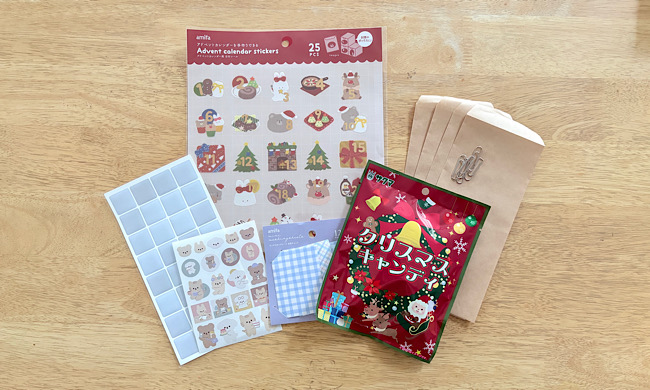 テトラパック型アドベントカレンダーとタイル風シールの材料