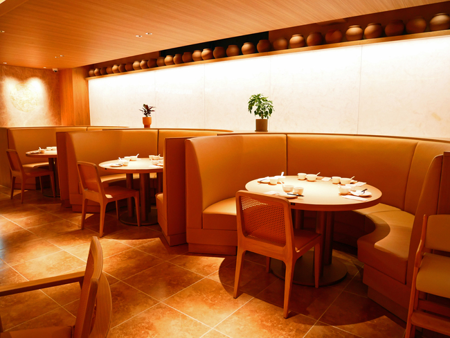 Paradise Dynasty 京都四条店　丸ソファ席