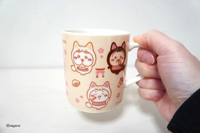 伏見店限定デザインのマグカップ