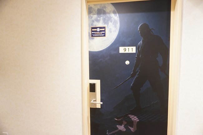 忍者ルームのドア外観