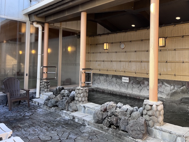 伏見力の湯の露天風呂