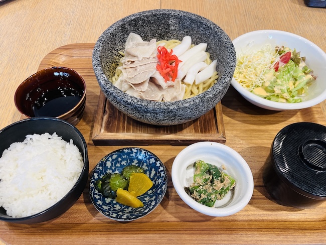 千笑の輪の石焼き焼きそば定食