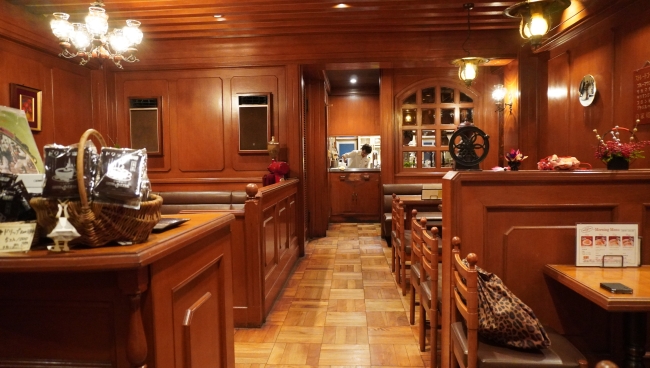 コーヒーショップヤマモト店内