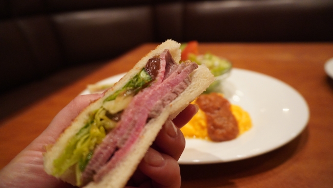 コーヒーショップヤマモトローストビーフサンド