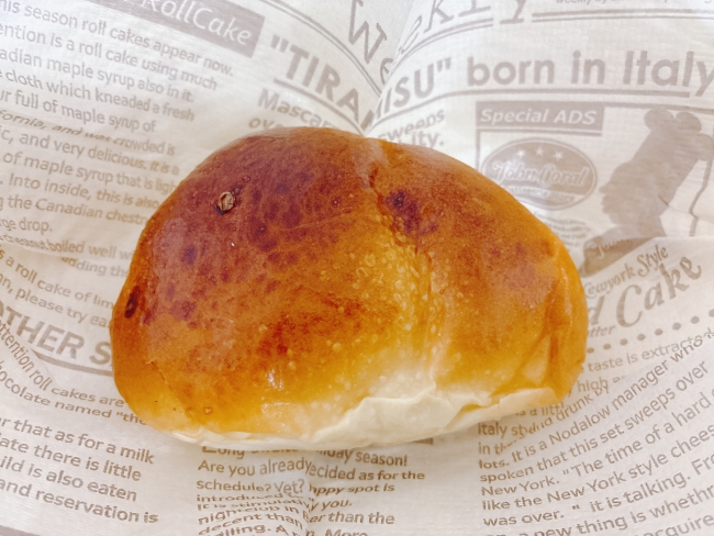 『手作りカスタードのクリームパン』(216円)