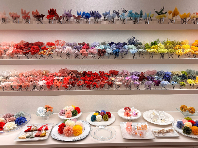 髪飾りの棚全体