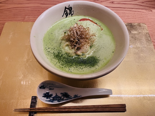 「らーめん錦 翠」のラーメン